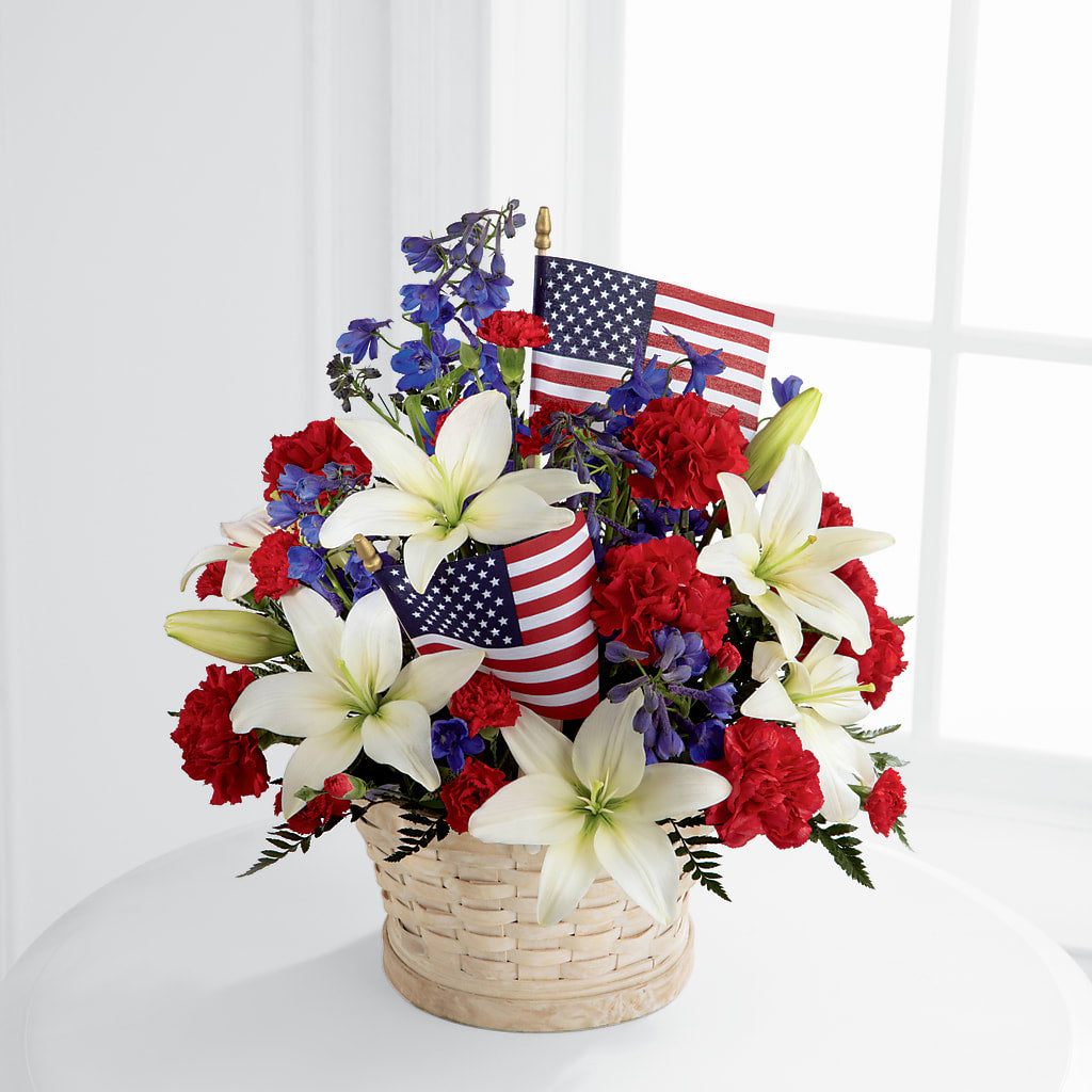 American Glory Bouquet – Lighthouse Florist And Custom Designs, Rochester NY