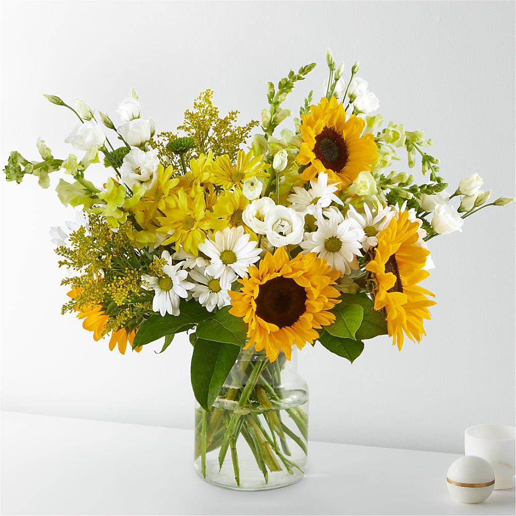 Hello Sunshine Bouquet – Lighthouse Florist And Custom Designs, Rochester NY