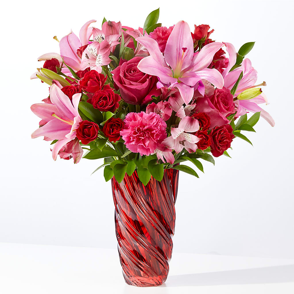 In Love Bouquet with Luxe Swirl Vase – Lighthouse Florist And Custom Designs, Rochester NY