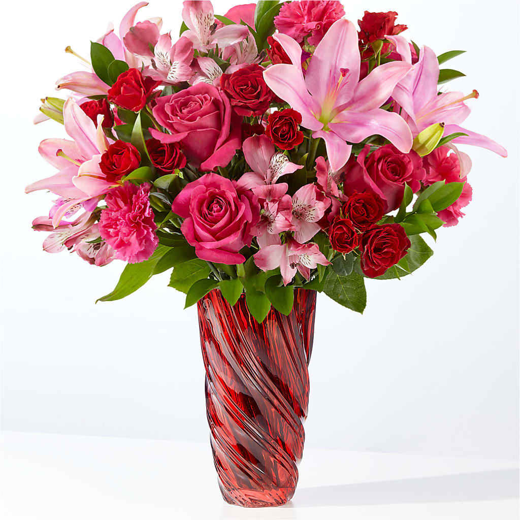 In Love Bouquet with Luxe Swirl Vase – Lighthouse Florist And Custom Designs, Rochester NY