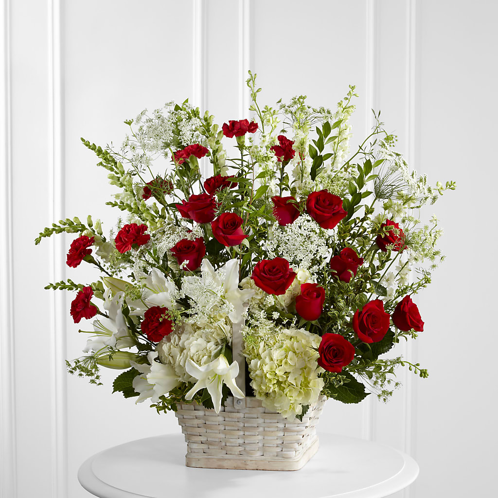 In Loving Memory Arrangement – Lighthouse Florist And Custom Designs, Rochester NY