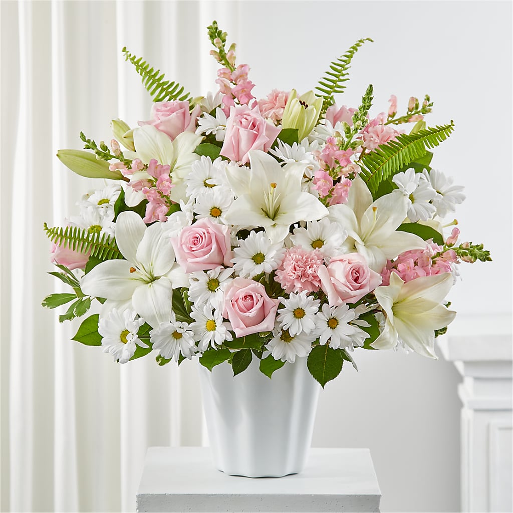 Soft Touch Tabletop Basket – Lighthouse Florist And Custom Designs, Rochester NY