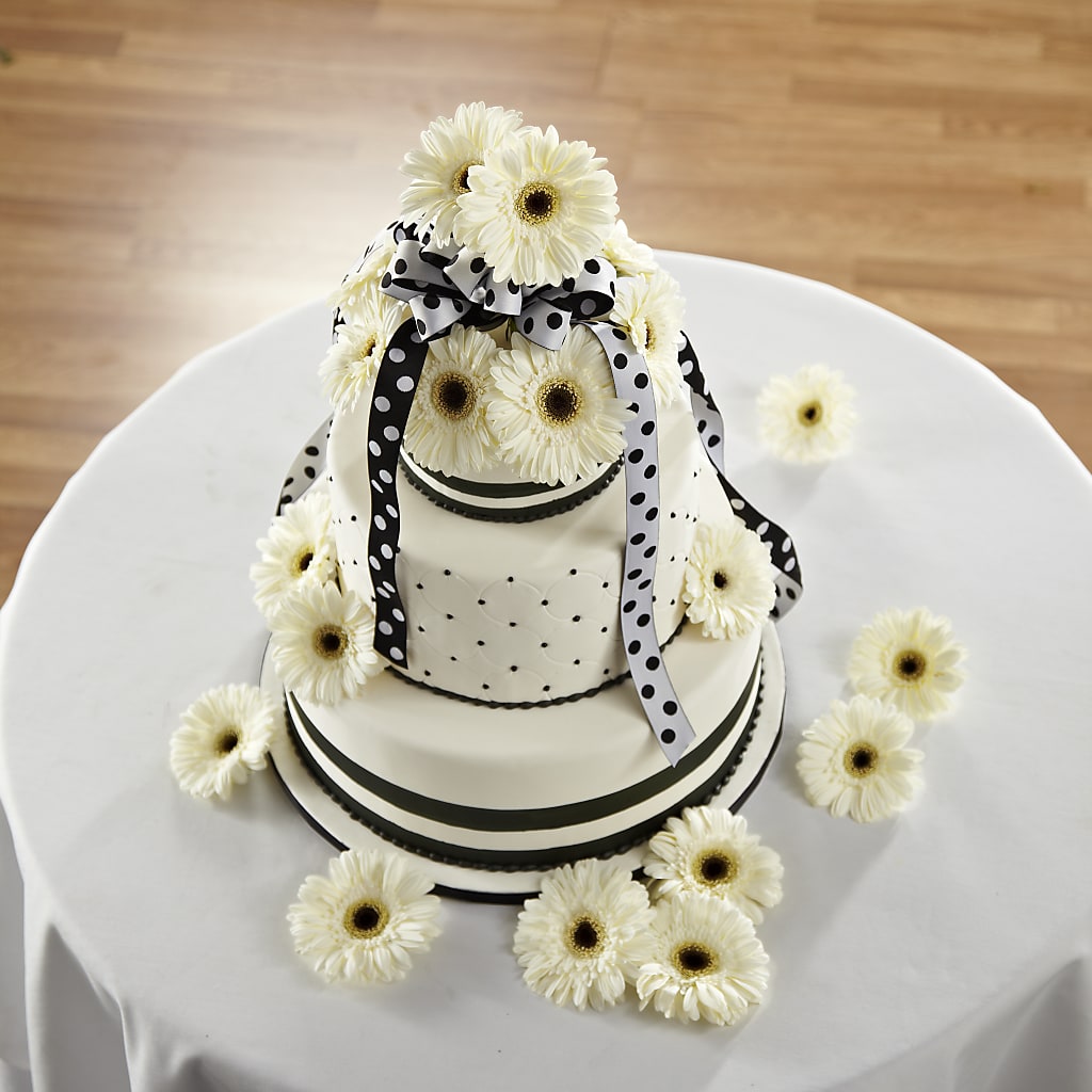 Simple Sophistication Cake Décor – Lighthouse Florist And Custom Designs, Rochester NY
