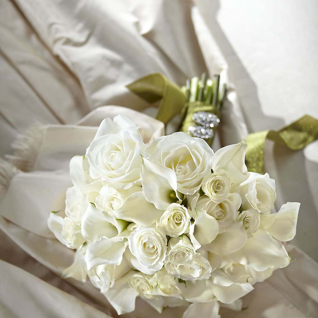Serene Highness Bouquet – Lighthouse Florist And Custom Designs, Rochester NY