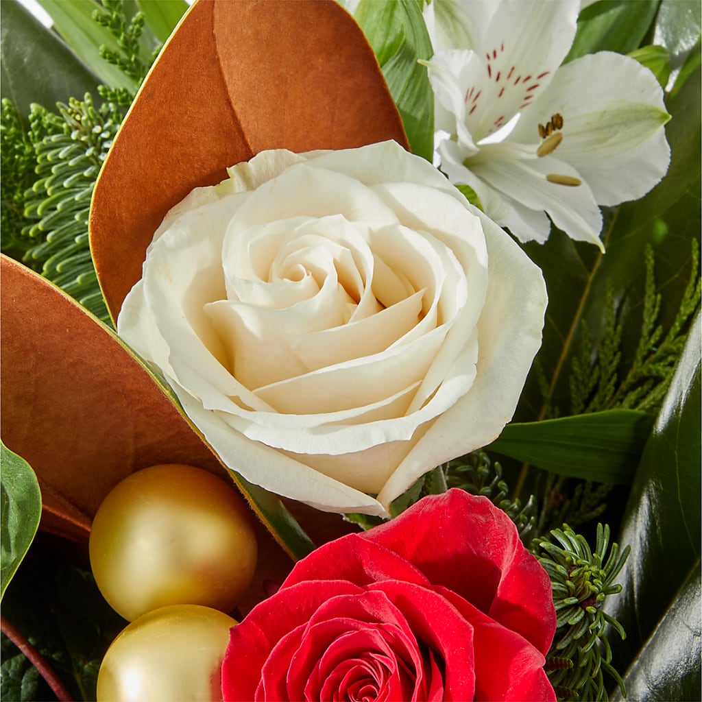Joy & Jolly Bouquet –  Lighthouse Florist And Custom Designs, Rochester NY
