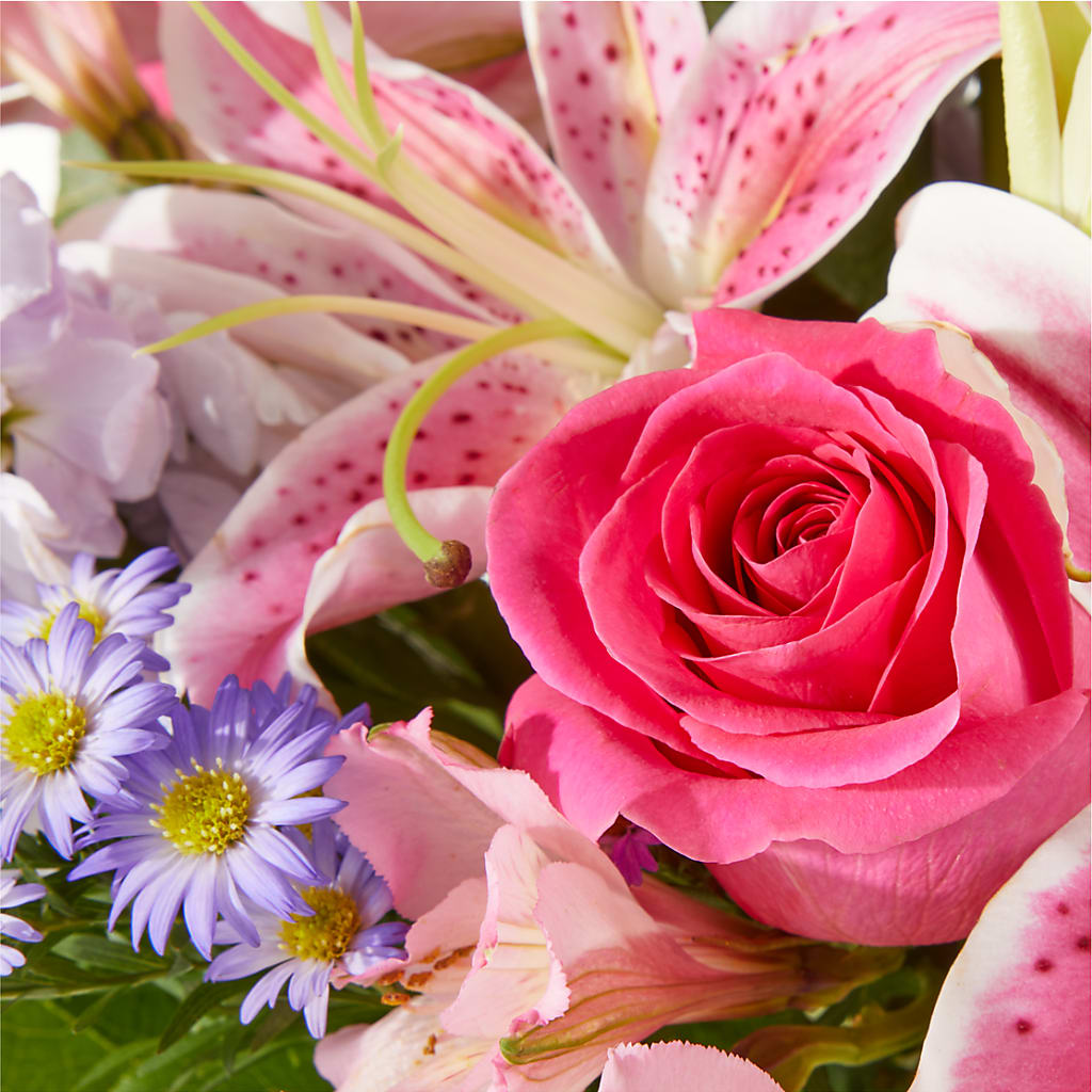 Pressing Petals Bouquet –  Lighthouse Florist And Custom Designs, Rochester NY