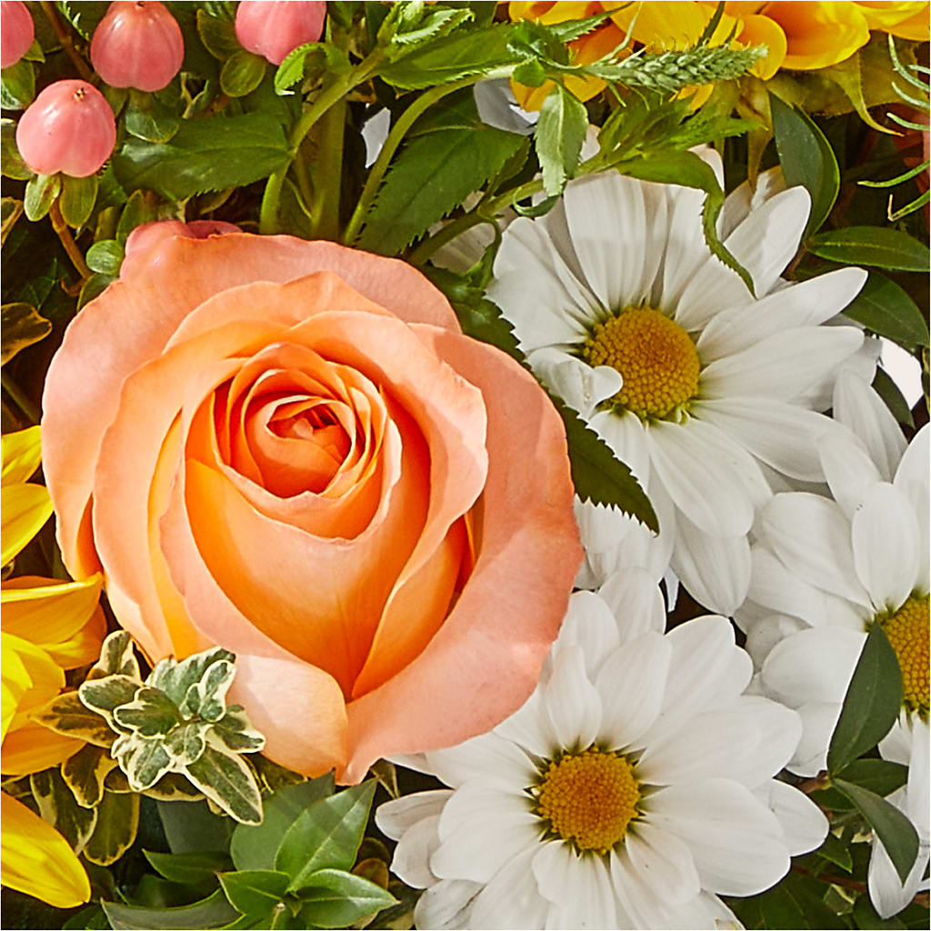 The Good Life Bouquet –  Lighthouse Florist And Custom Designs, Rochester NY