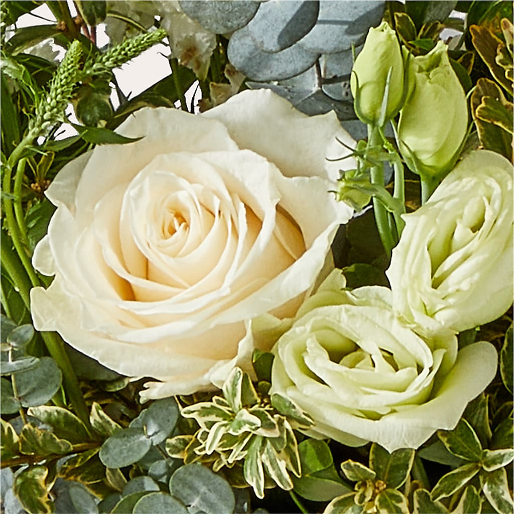 Cashmere Bouquet –  Lighthouse Florist And Custom Designs, Rochester NY