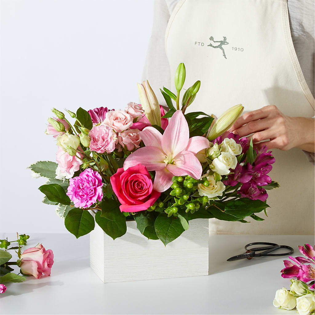 Sweetberry Box – A Florist Original –  Lighthouse Florist And Custom Designs, Rochester NY