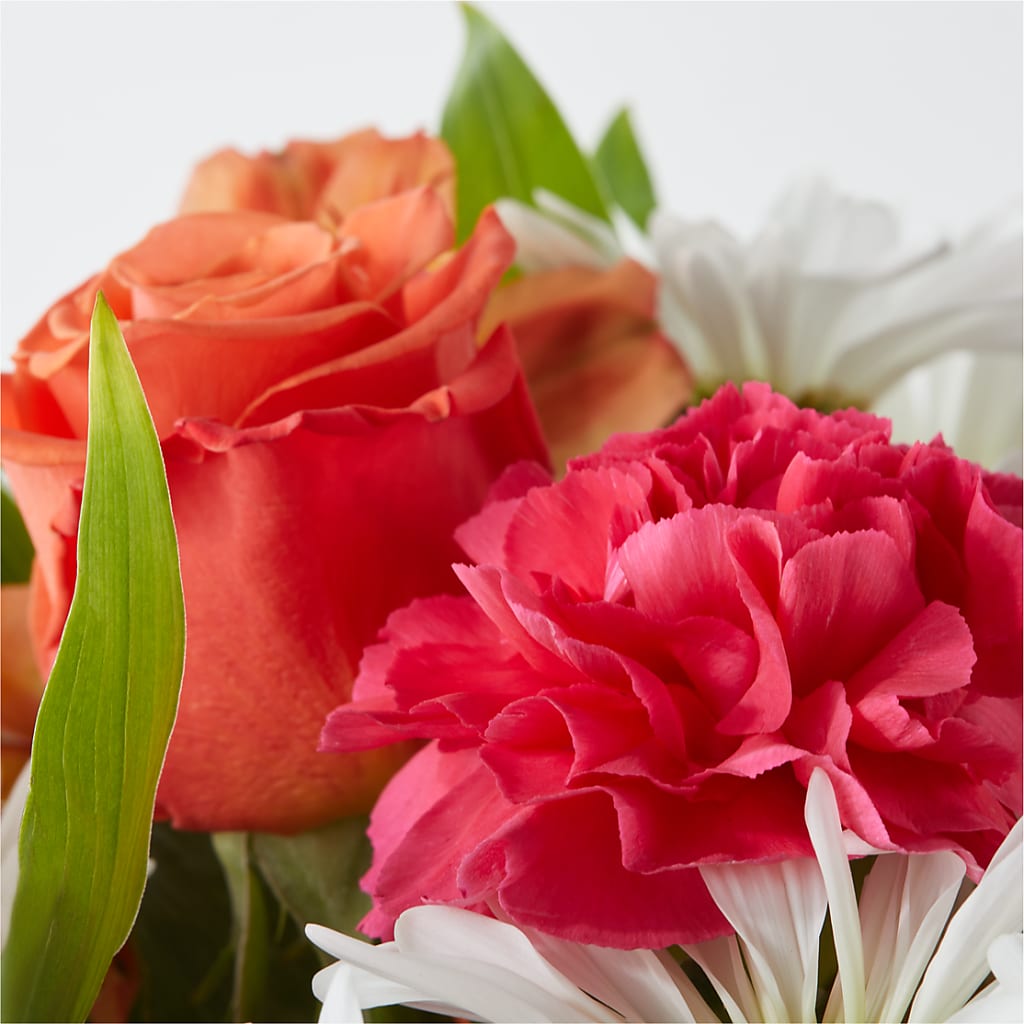 Oopsie Daisy Bouquet –  Lighthouse Florist And Custom Designs, Rochester NY