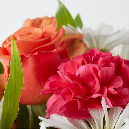 Oopsie Daisy Bouquet –  Lighthouse Florist And Custom Designs, Rochester NY