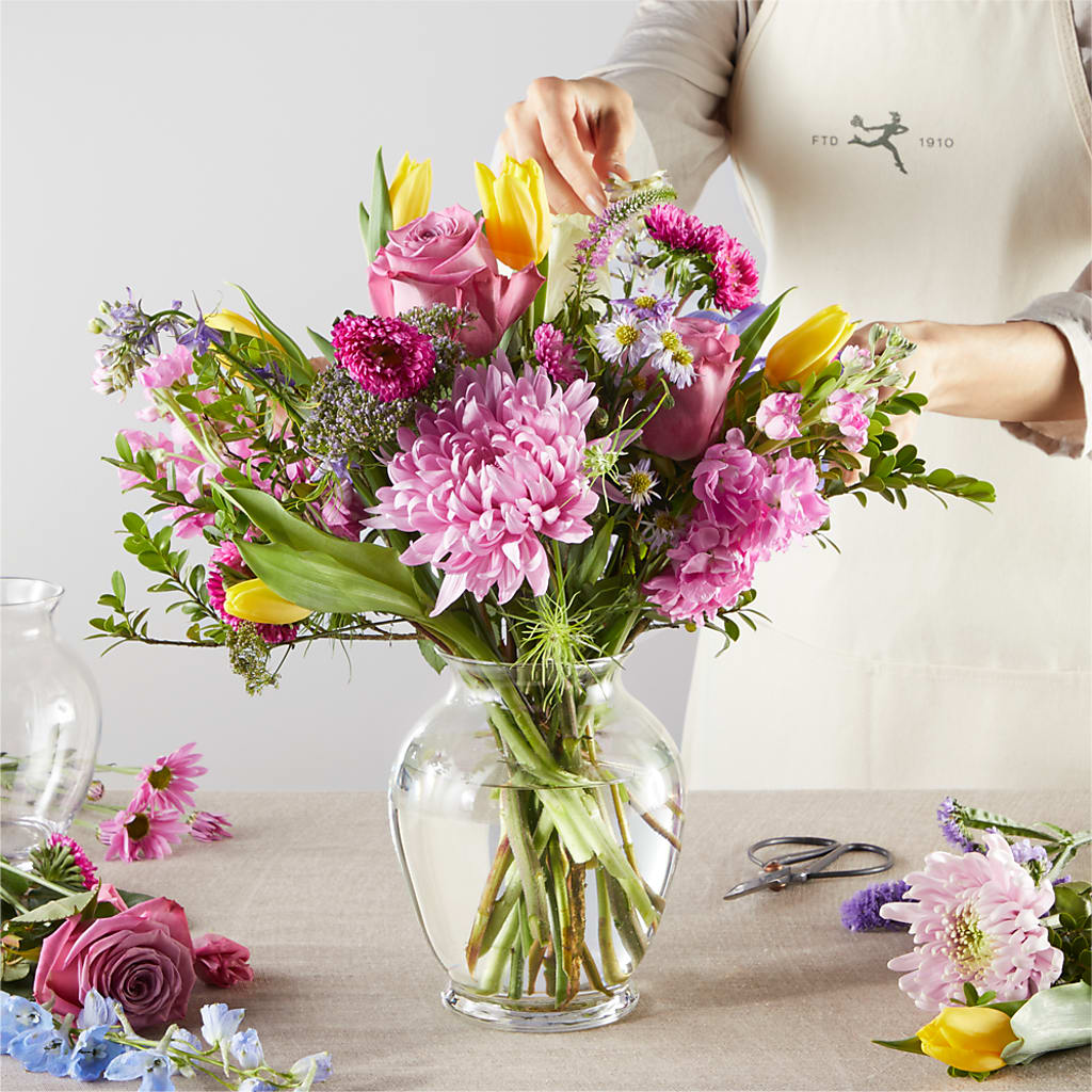 Pastel Tradition - A Florist Original –  Lighthouse Florist And Custom Designs, Rochester NY