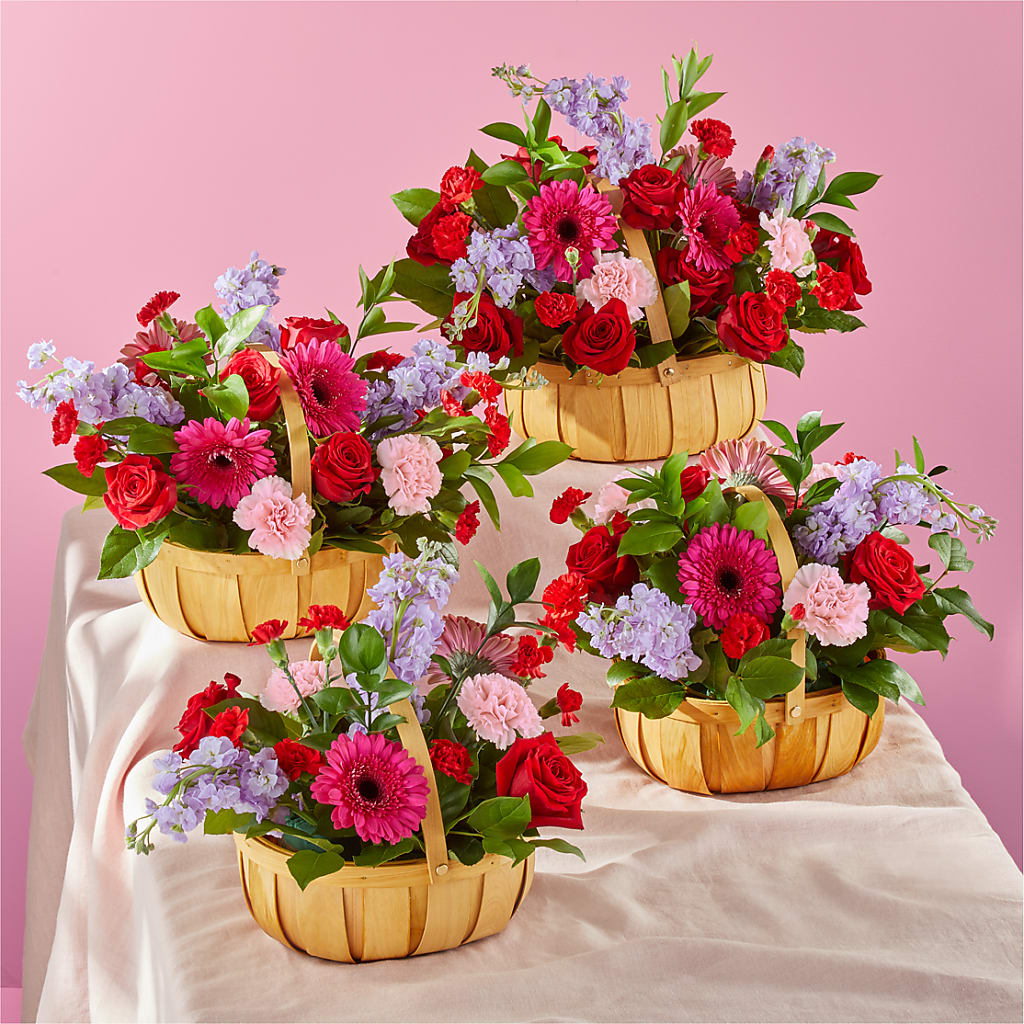Pink Picnic Basket –  Lighthouse Florist And Custom Designs, Rochester NY