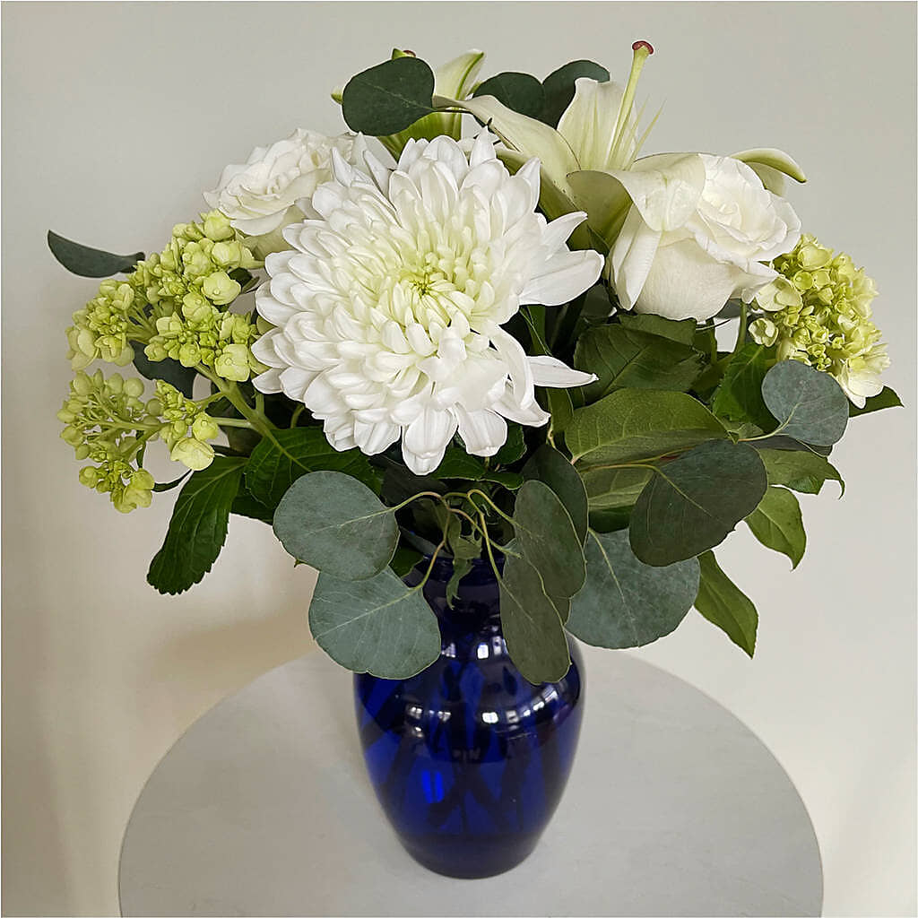 Snowy Dreams Bouquet –  Lighthouse Florist And Custom Designs, Rochester NY