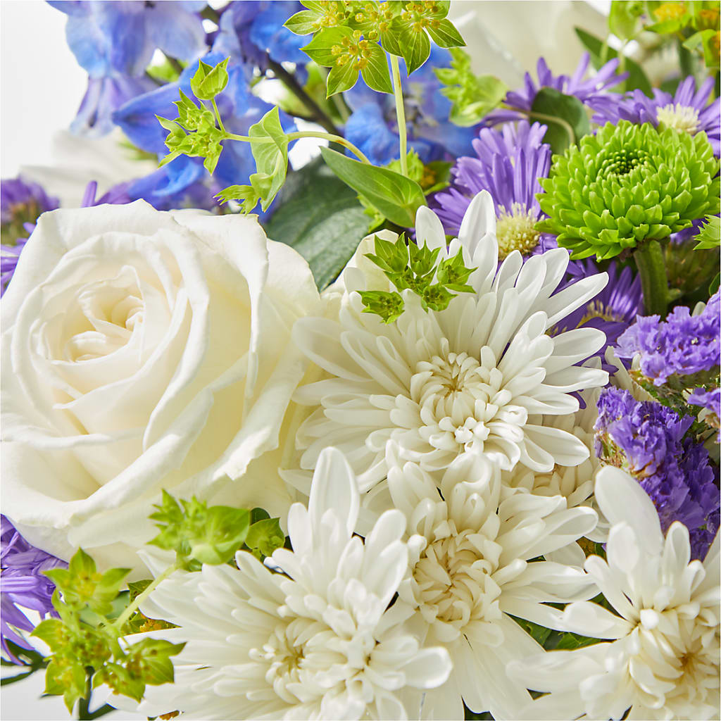 Genuine Gestures Bouquet –  Lighthouse Florist And Custom Designs, Rochester NY