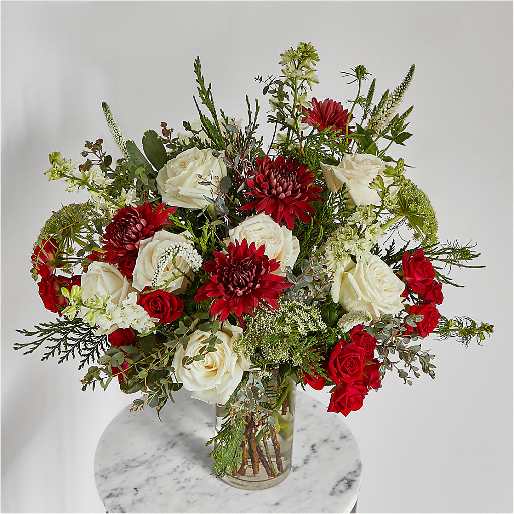 Favorite Traditions Bouquet –  Lighthouse Florist And Custom Designs, Rochester NY