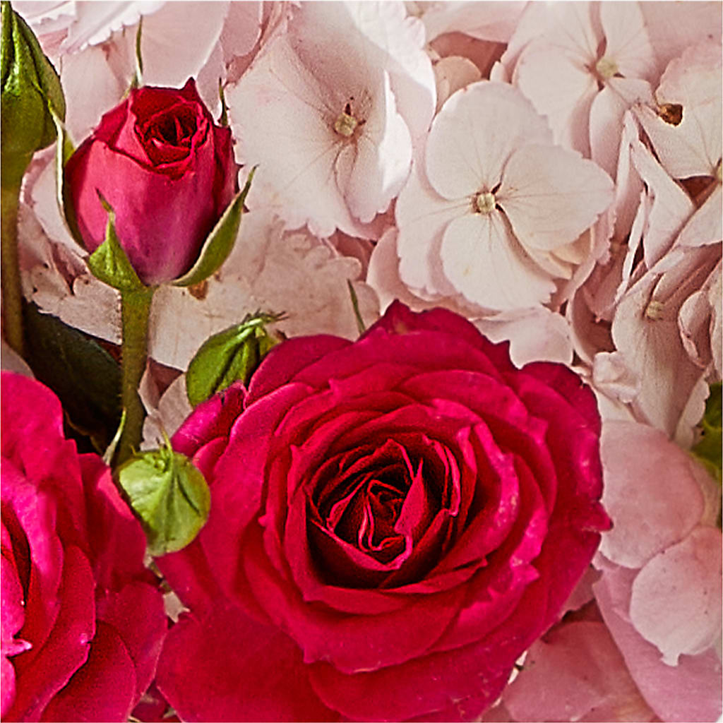 Glitz & Glam Bouquet –  Lighthouse Florist And Custom Designs, Rochester NY
