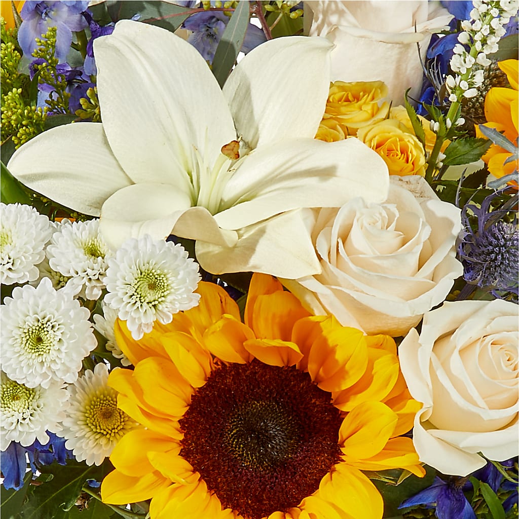 Wonderfully Sunny Bouquet –  Lighthouse Florist And Custom Designs, Rochester NY