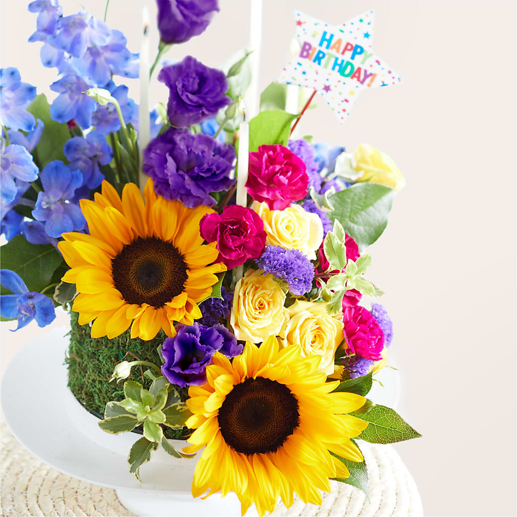 Star of the Day Floral Cake –  Lighthouse Florist And Custom Designs, Rochester NY